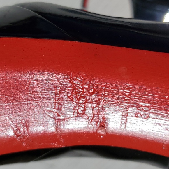 Christian Louboutin Paris Patent Leather High Heels Size 8 - Picture 8 of 16